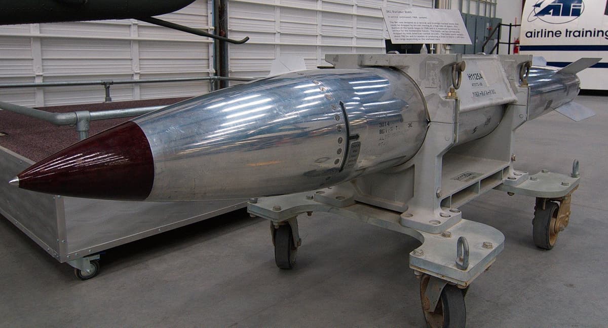AQSh yangi atom bombalarni sinovdan o‘tkazdi