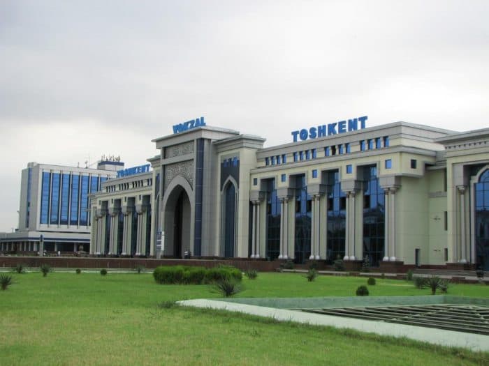 Talabalar temir yo‘l va aviachiptalarni yarim bahosida xarid qilishi mumkin
