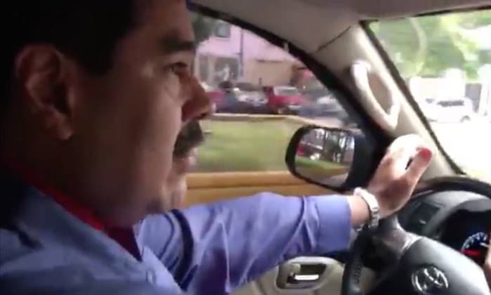 Maduro Karakas ko‘chalari bo‘ylab yashirincha harakatlandi