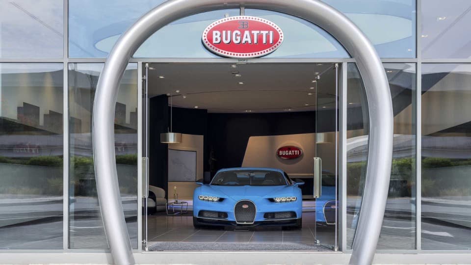 Dubayda Bugatti’ning eng katta shou-rumi ochildi