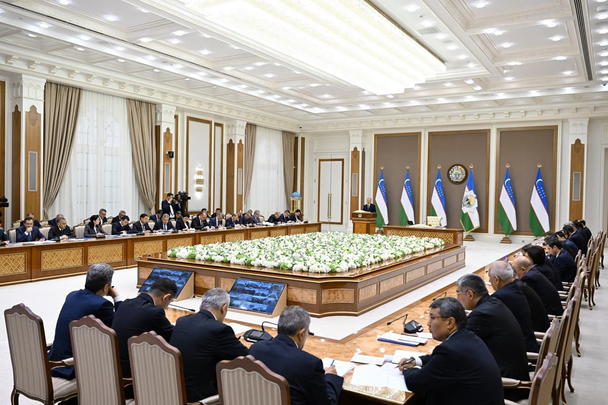 President Mirziyoyev calls for investigation into unsold bank assets and regional trade imbalances
