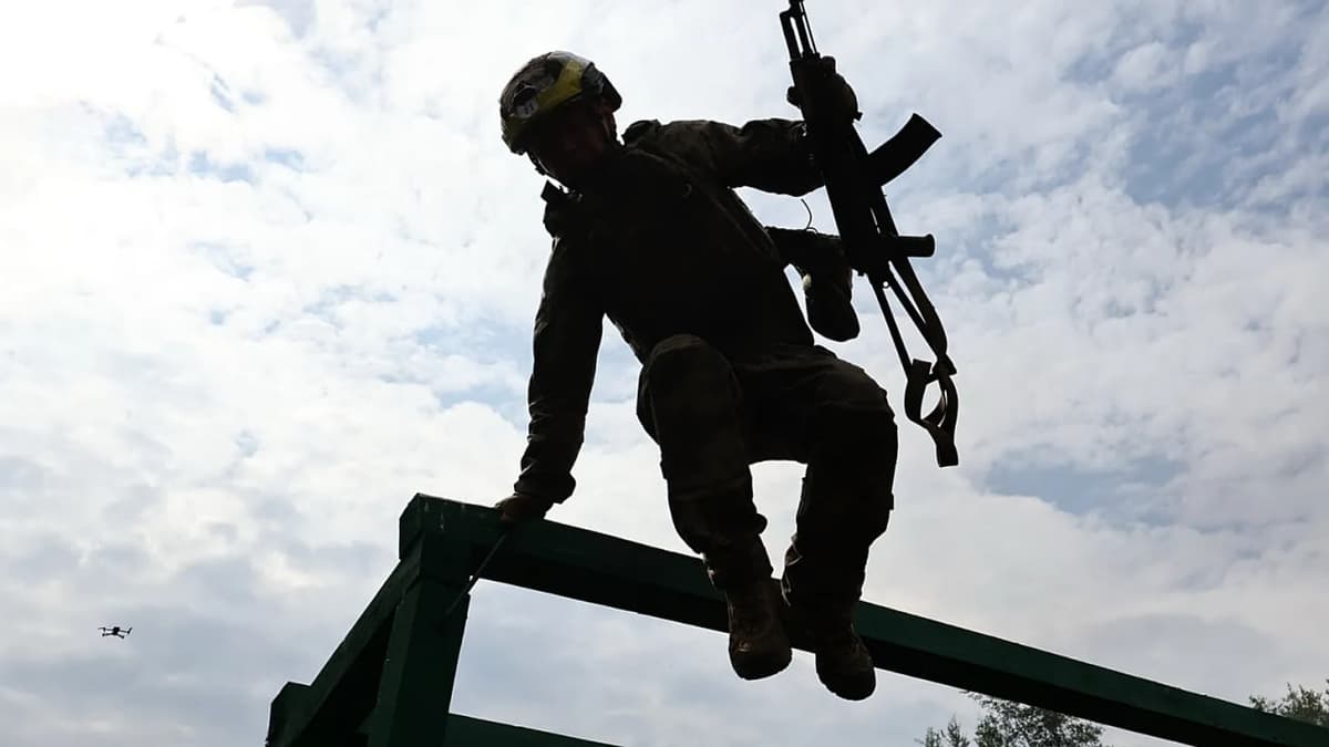 OAV: Germaniyada yuzlab ukrainalik harbiy xizmatchi qochib ketgan