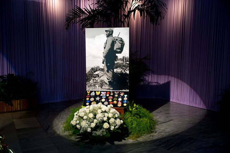 Fidel Kastroning kuli Kuba Qurolli kuchlari vazirligi binosiga joylandi