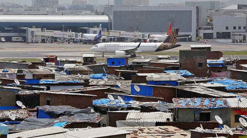 Hindiston aeroportlarida trevoga e'lon qilindi