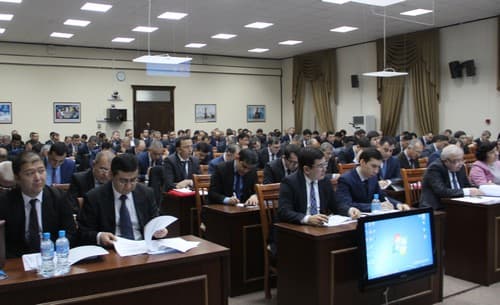 Axborot texnologiyalari sohasida amalga oshirilgan ishlar tanqidiy tahlil qilindi