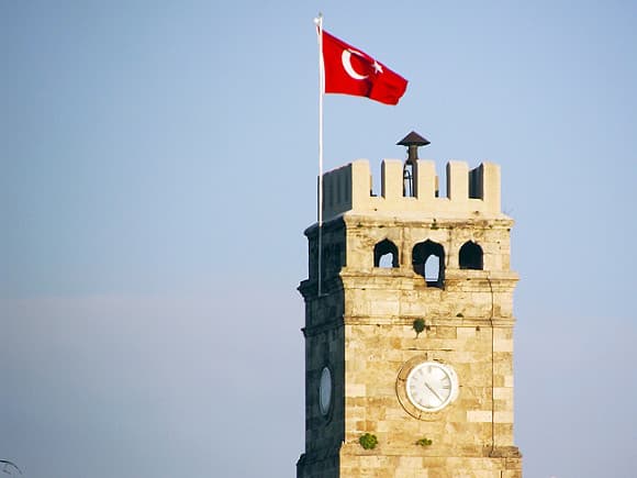 Erdo‘g‘an favqulodda vaziyat tartibi bekor qilinishi muddatiga oydinlik kiritdi