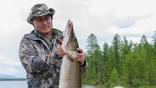Putinning Sibirga safari: Baliq ovi va Baykalning ekologik holati haqida