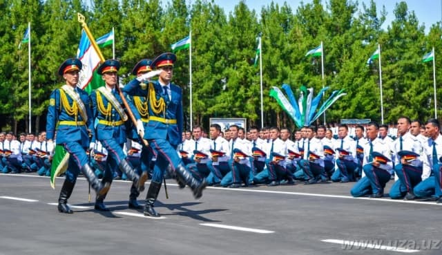 IIV Akademiyasining kunduzgi va sirtqi ta'limiga kimlar o‘qishga qabul qilinadi?