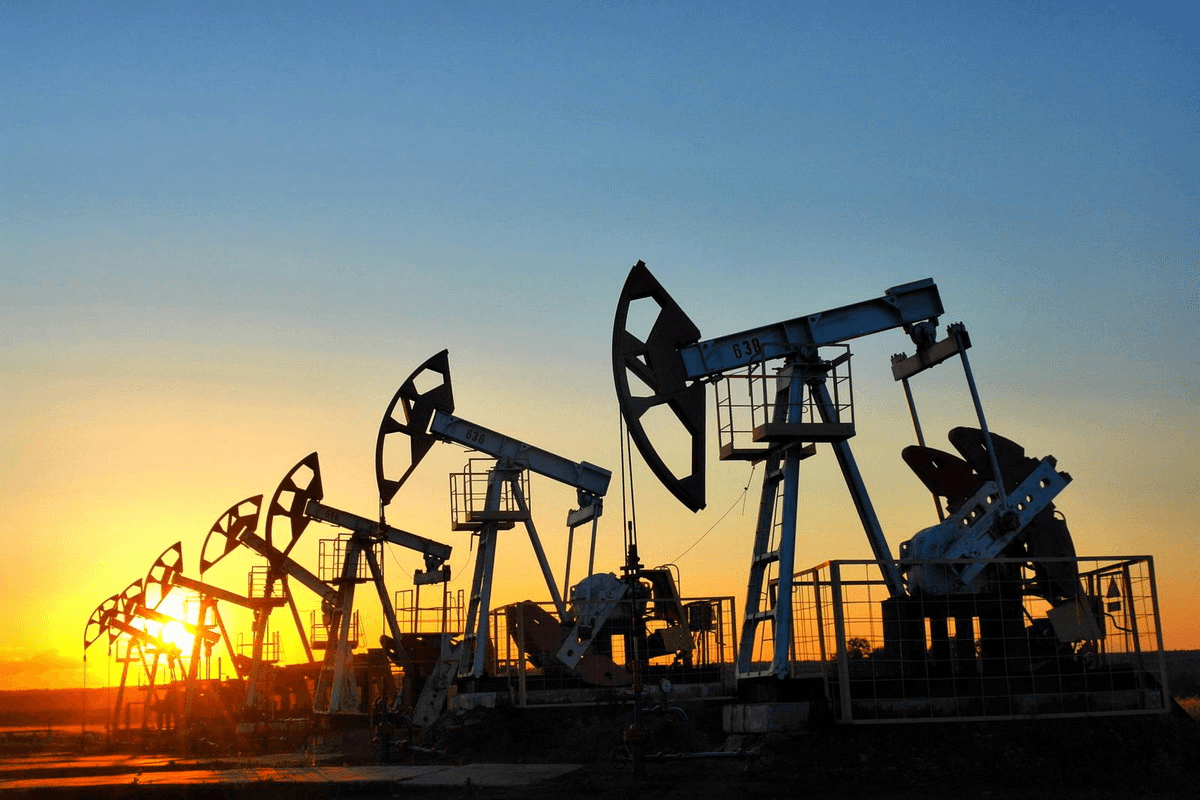 Uzbekistan seeks long-term oil and petroleum product supplies from Azerbaijan