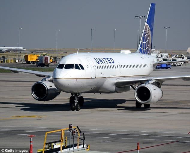 United Airlines yo‘lovchini Parij o‘rniga San-Frantsiskoga jo‘natib yubordi