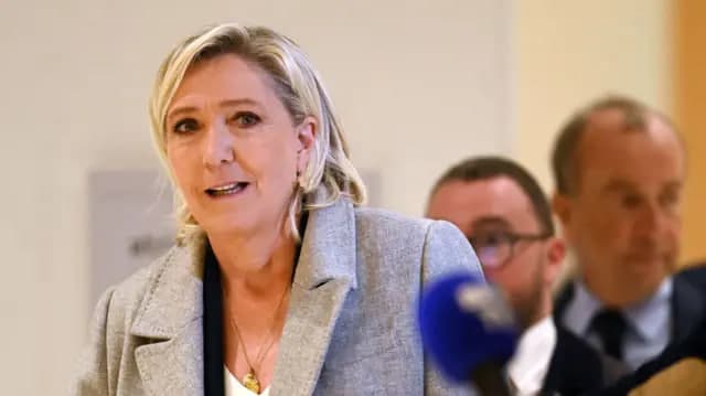 Le Pen Fransiya hukumati iste’fosini qo‘llab-quvvatlashi mumkin