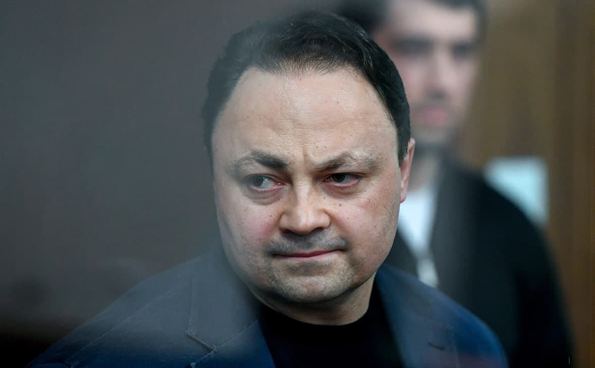 Korrupsiya uchun sudlangan Vladivostok sobiq meri urushga boradi