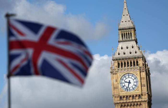 Лондон Россиянинг музлатилган активларини Киевга топширишга чақирди