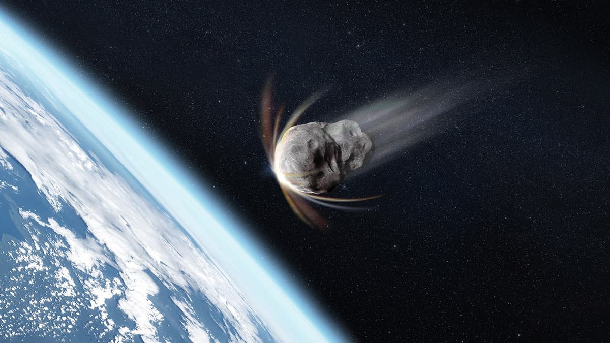 «To‘qnashuv xavfsiz bo‘ladi». Olimlar Rossiya tomon uchayotgan 70 santimetrli asteroidni aniqladi