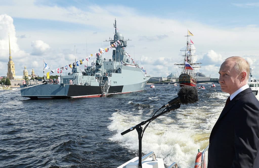 FT: Rossiya floti Yevropaga yadro zarbalari berishga tayyorlangan