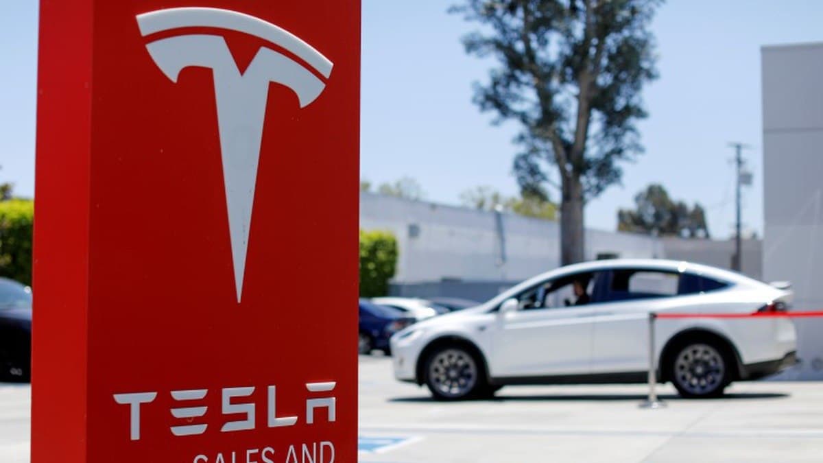 Tesla aksiyalari ijobiy prognozlar fonida 20 foizga qimmatlashdi