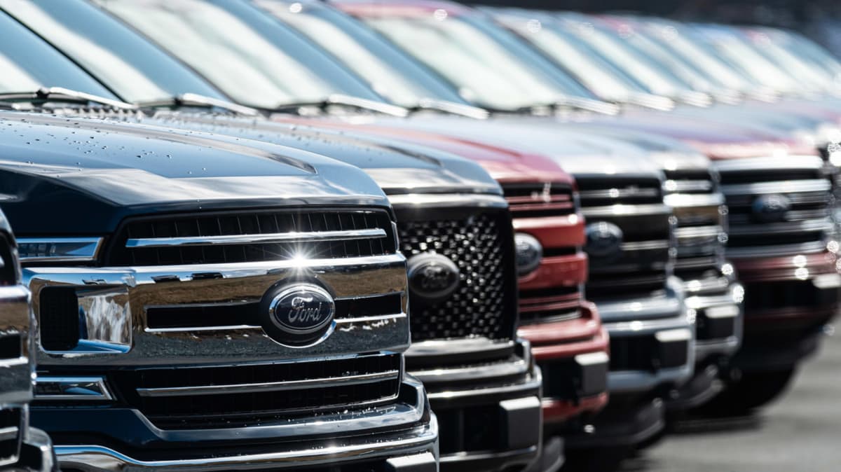Ford xavfsizlik kamarlaridagi muammo sabab 112 mingdan ziyod avtomobilini chaqirib oladi