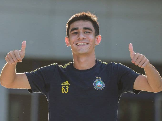 «Paxtakor» futbolchisi APL klubiga ijaraga berildi