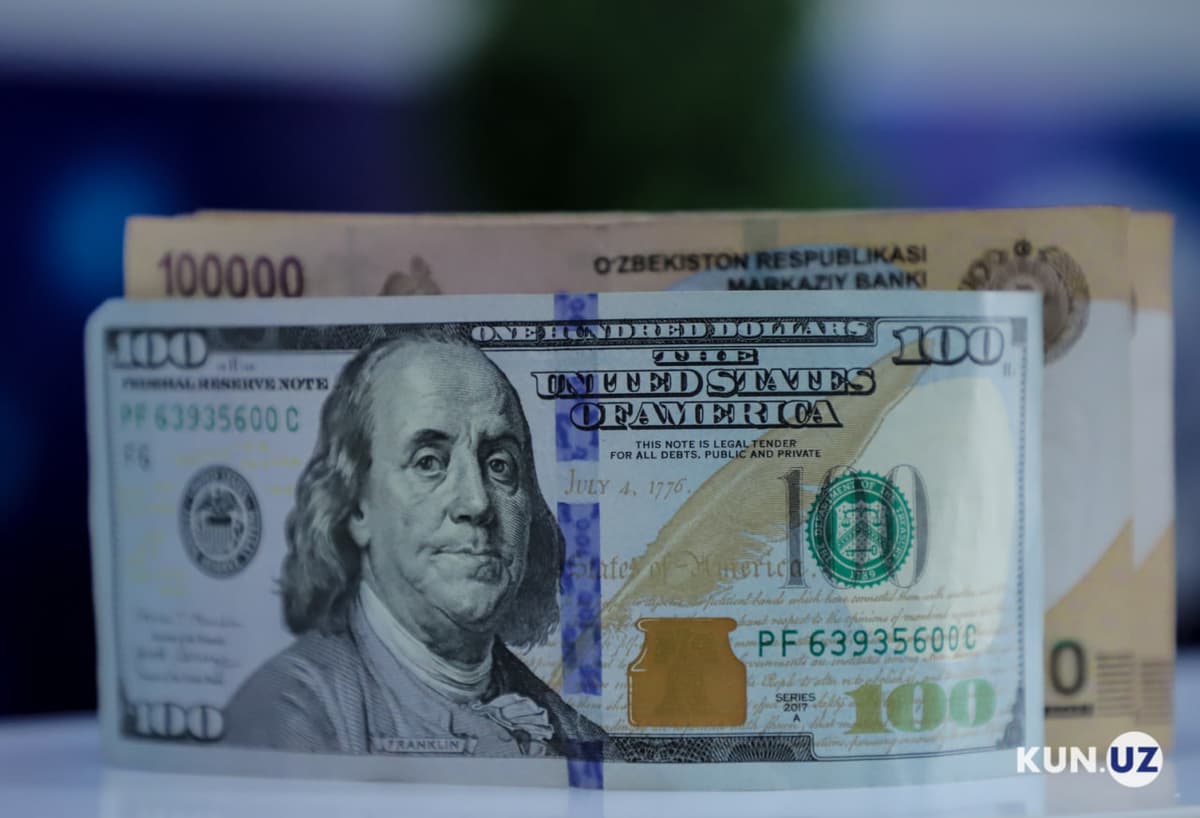 Banklarda dollar kursi birinchi marta 12 925 so‘mga ko‘tarildi