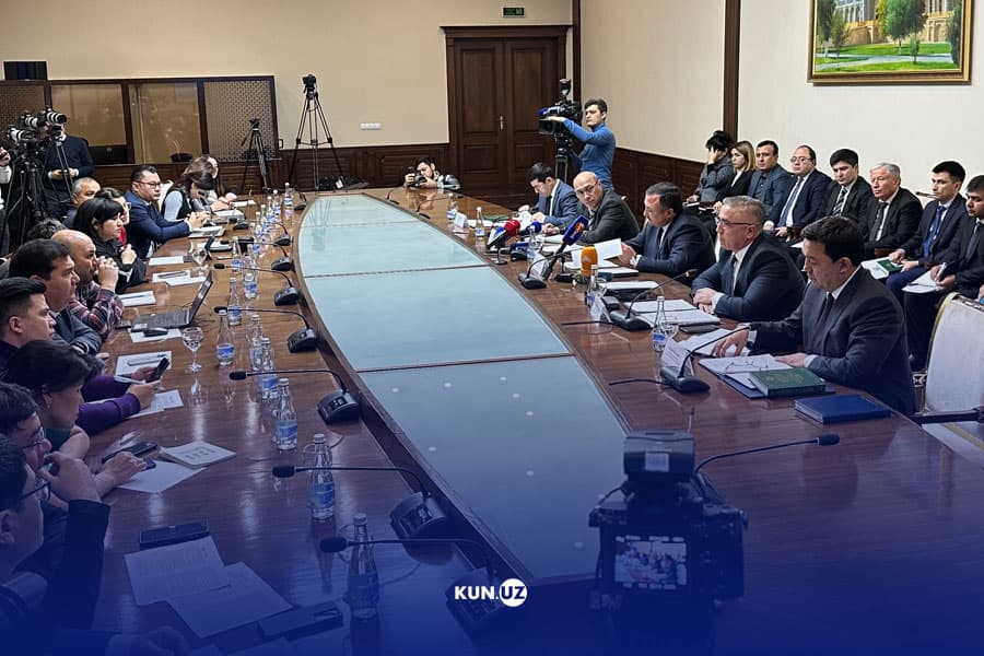 Pora olish, firibgarlik va adolatsiz qaror chiqarish – tergovga tortilgan sudyalar qanday jinoyatlarni sodir etgani aytildi