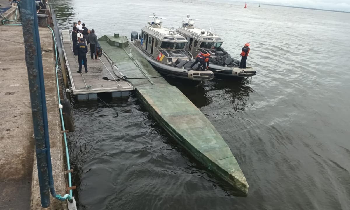 Kolumbiya politsiyasi 225 tonna kokain va 6 ta «narkosubmarina»ni musodara qildi