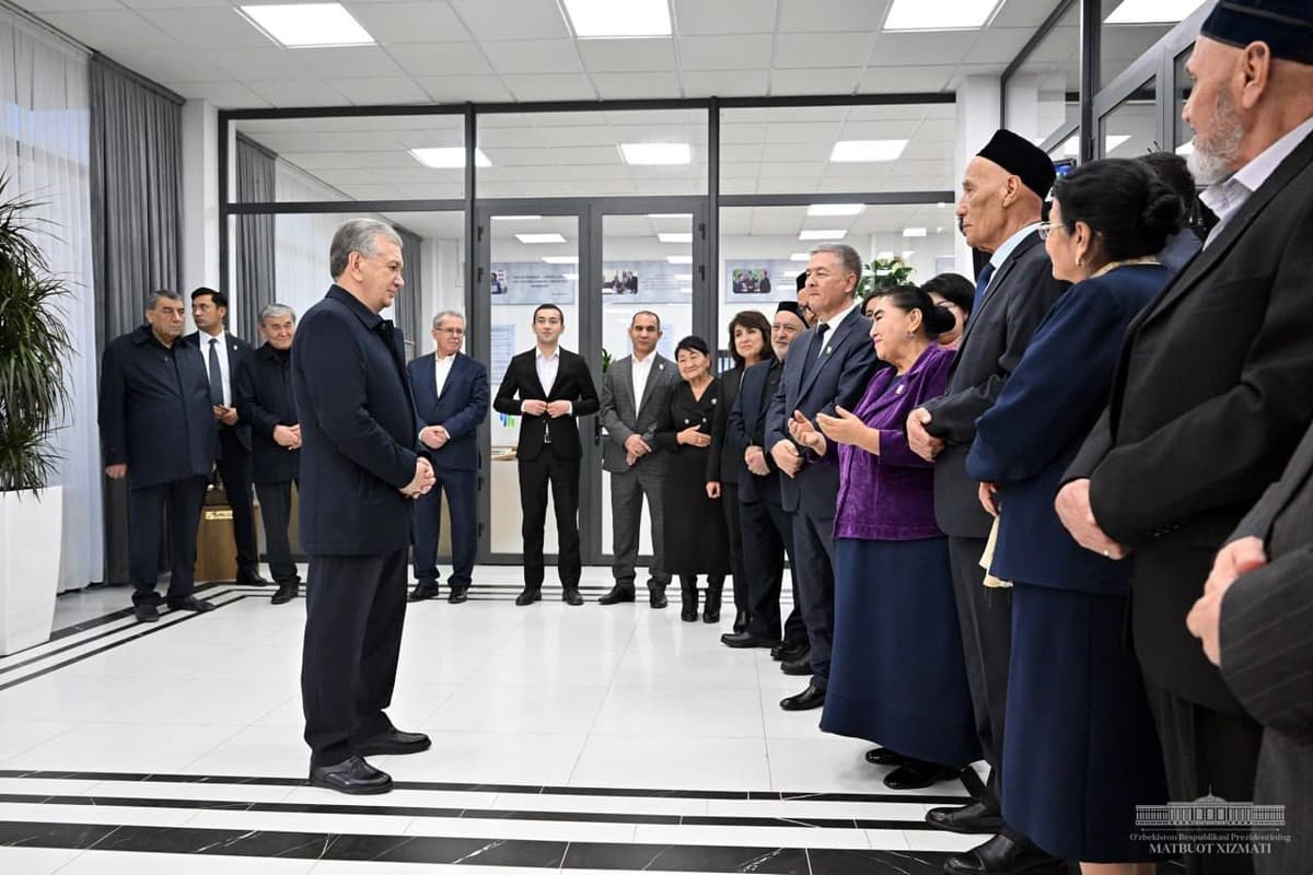 Prezident Toshkentda «Xushnud» mahallasi aholisi bilan uchrashdi