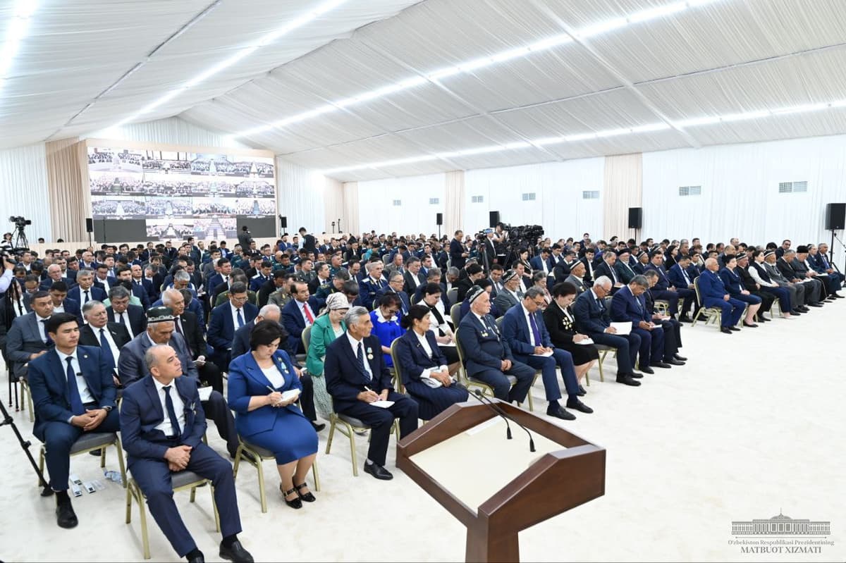 Mirziyoyev instructs to overcome poverty and crime in Bukhara region