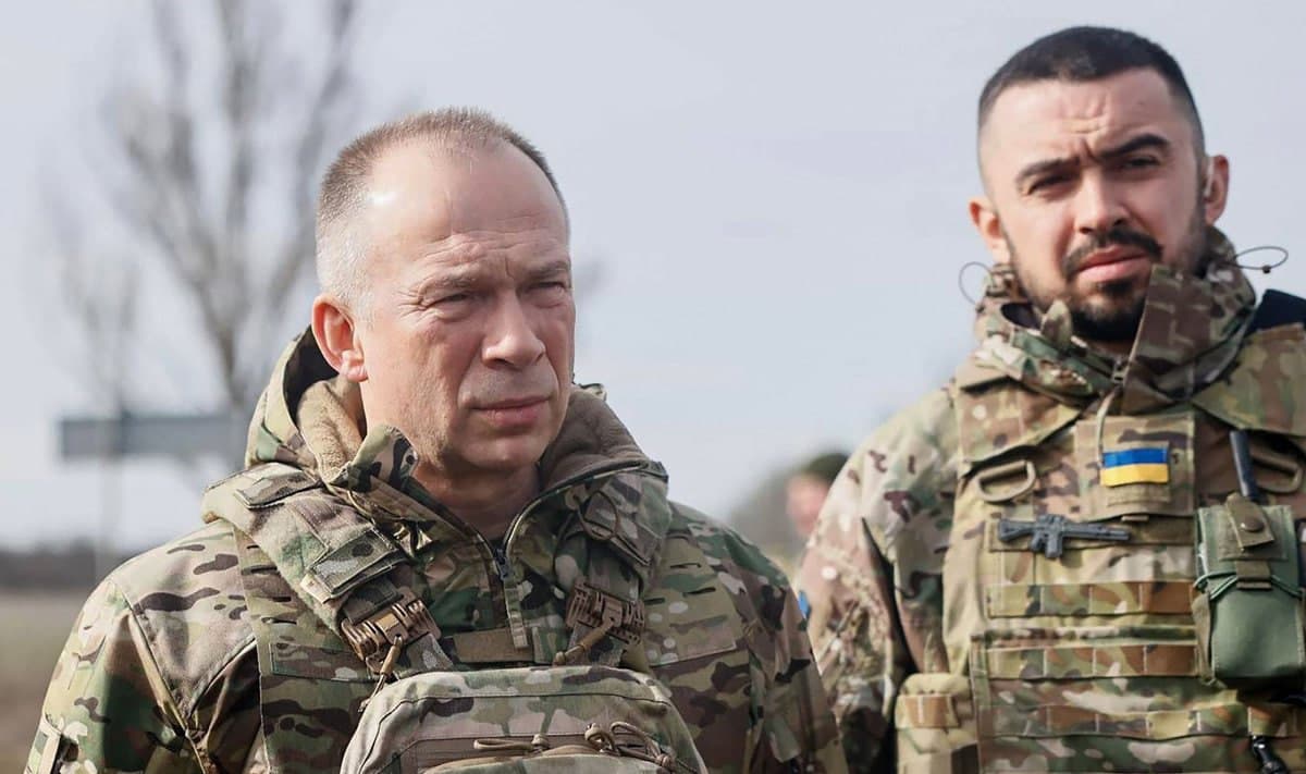 UQK bosh qo‘mondoni Sirskiy RFni Xarkivga hujum qilmaslik haqida ogohlantirdi