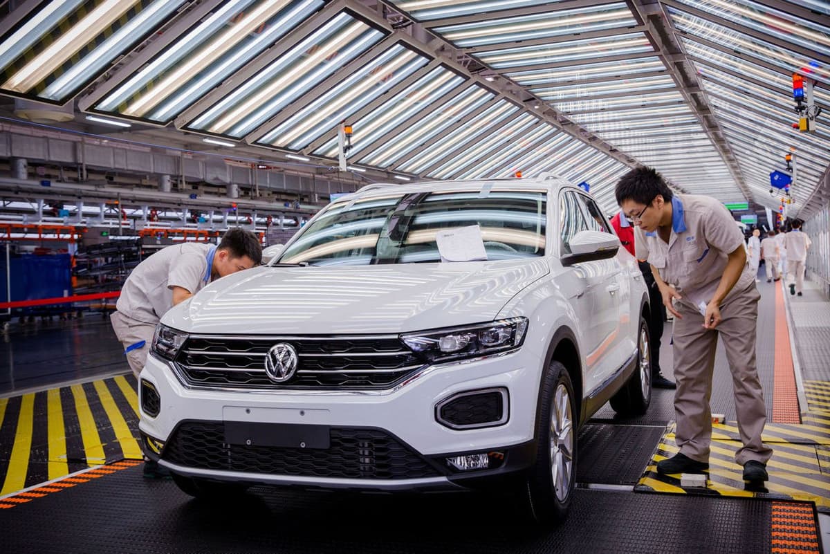 Volkswagen ko‘plab ayblovlardan keyin Xitoydagi zavodini sotdi