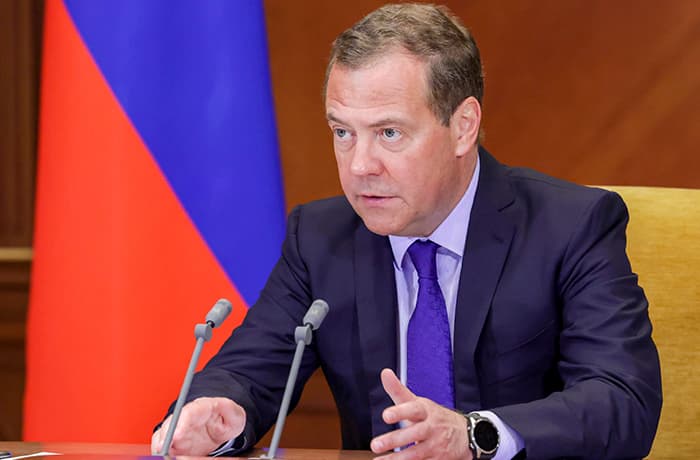Dmitriy Medvedev Rossiya Konstitutsiyasiga ba’zi o‘zgarishlar kiritilishini e’lon qildi