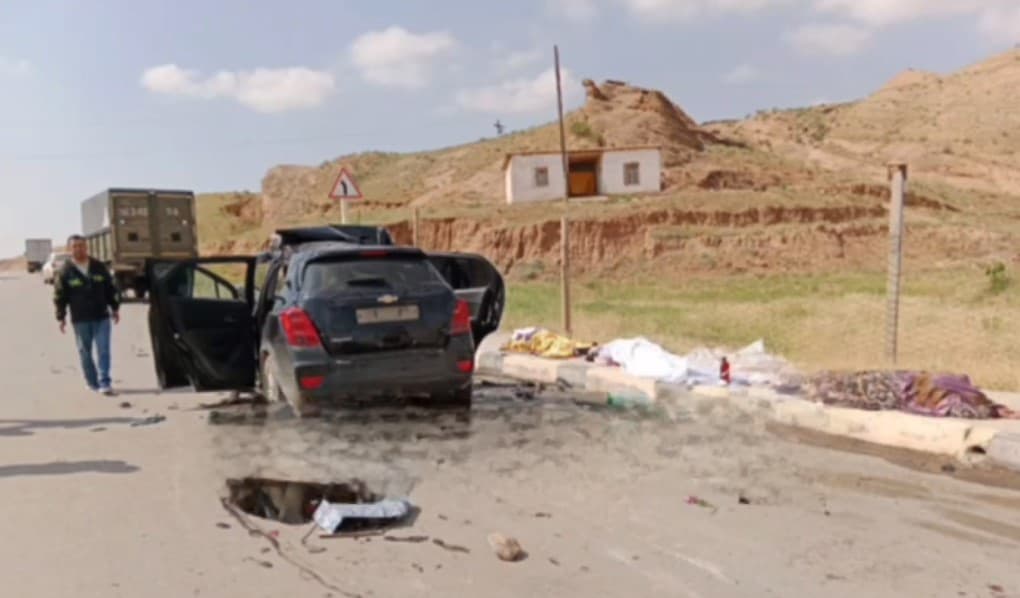Five people die in Surkhandarya region after Tracker car collides with a truck
