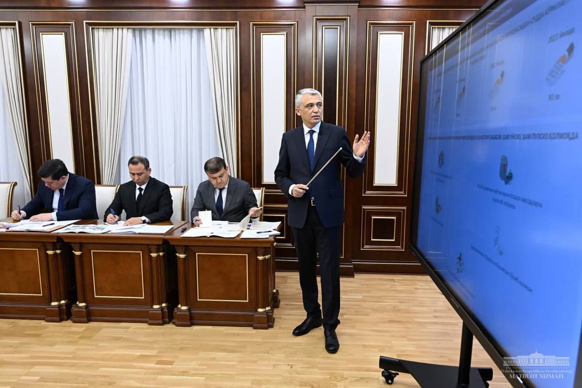 Prezident uy-joy sotib olishda aholi mablag‘larini himoya qiluvchi tizim bilan tanishdi