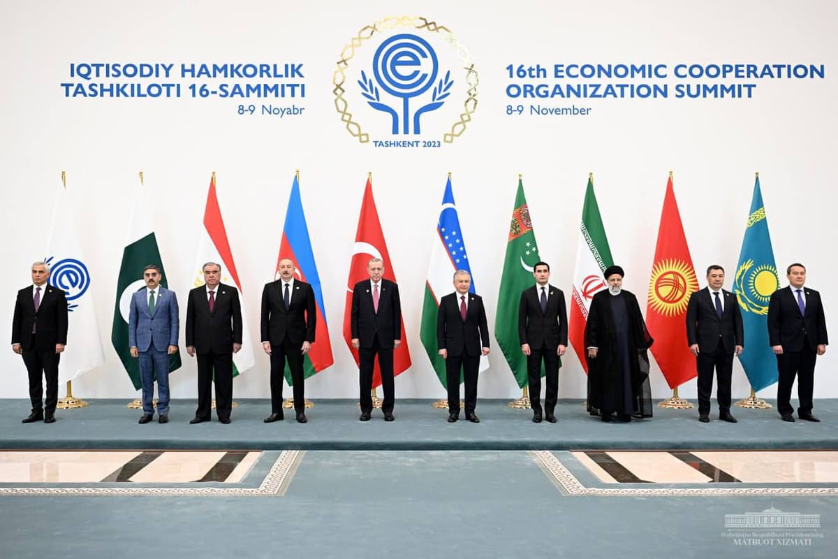 “Dunyo siyosiy arxitekturasi tom ma’noda o‘zgarmoqda” - Shavkat Mirziyoyev