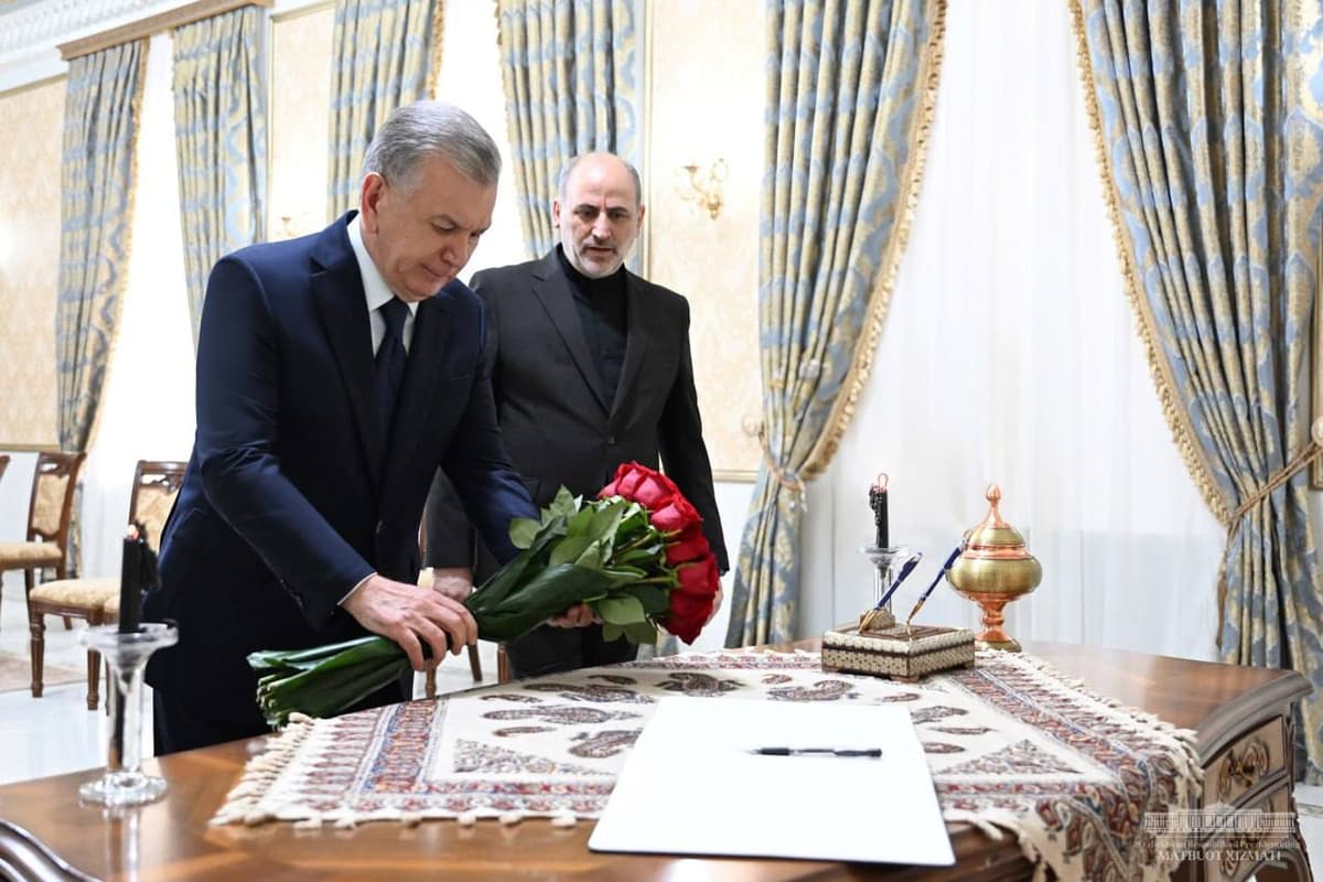 Mirziyoyev Eron prezidenti vafoti munosabati bilan elchixonada hamdardlik bildirdi