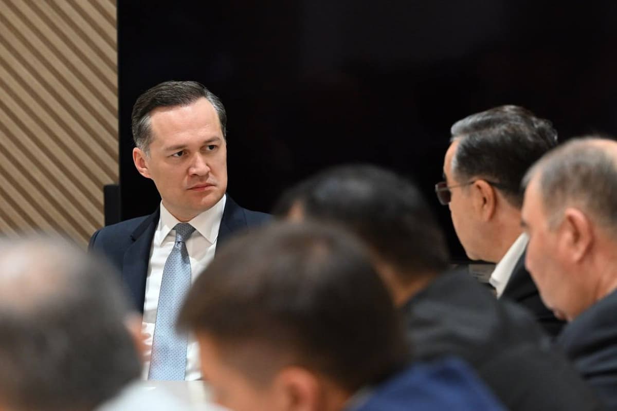 “Mutlaqo maxfiy” - Komil Allamjonovga uyushtirilgan suiqasdga doir jinoyat ishi sudda ko‘rilmoqda