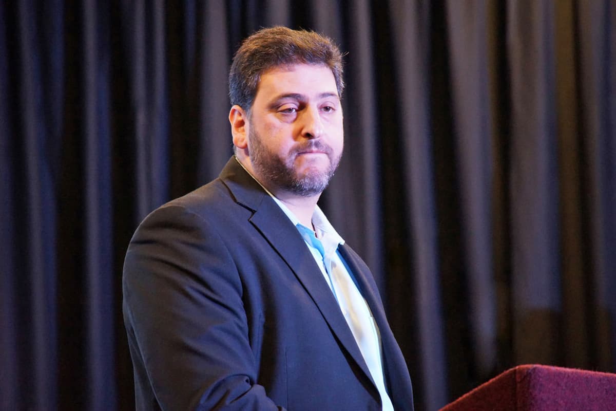 Amerikalik huquq faoli FTBni Falastinni qo‘llab-quvvatlagani uchun ta’qib qilishda aybladi
