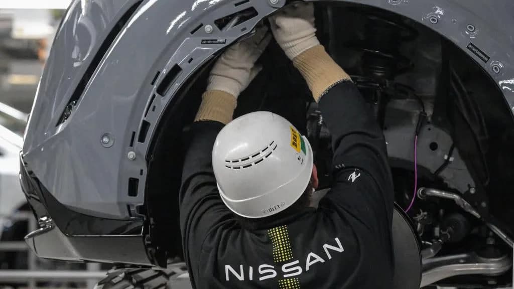 Nissan savdolar tushib ketgani tufayli minglab xodimlarini ishdan bo‘shatadi