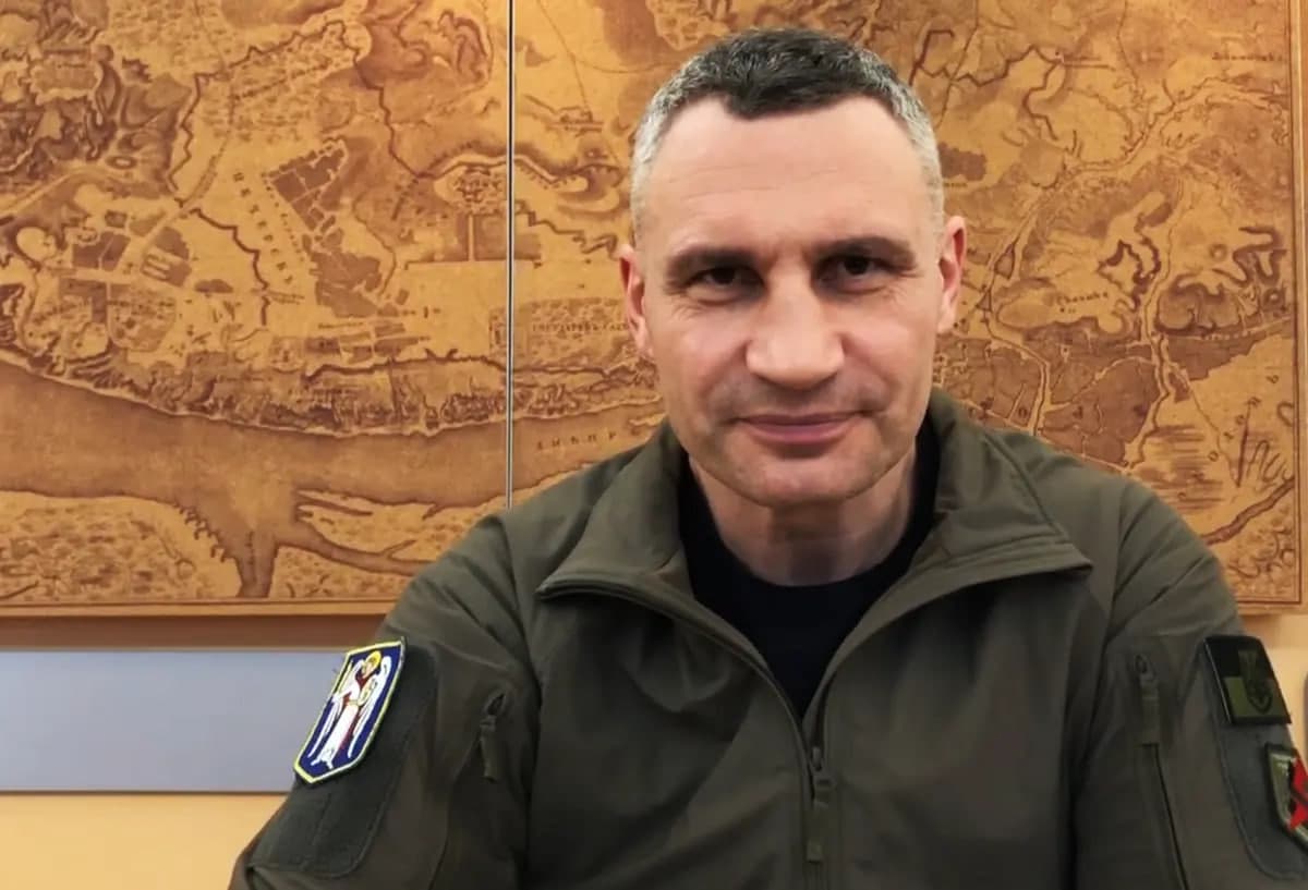 «Zalujniy to‘g‘risini gapirdi». Klichko urush «boshi berk ko‘chaga kirib qolgani»ni aytgan bosh qo‘mondonni qo‘lladi