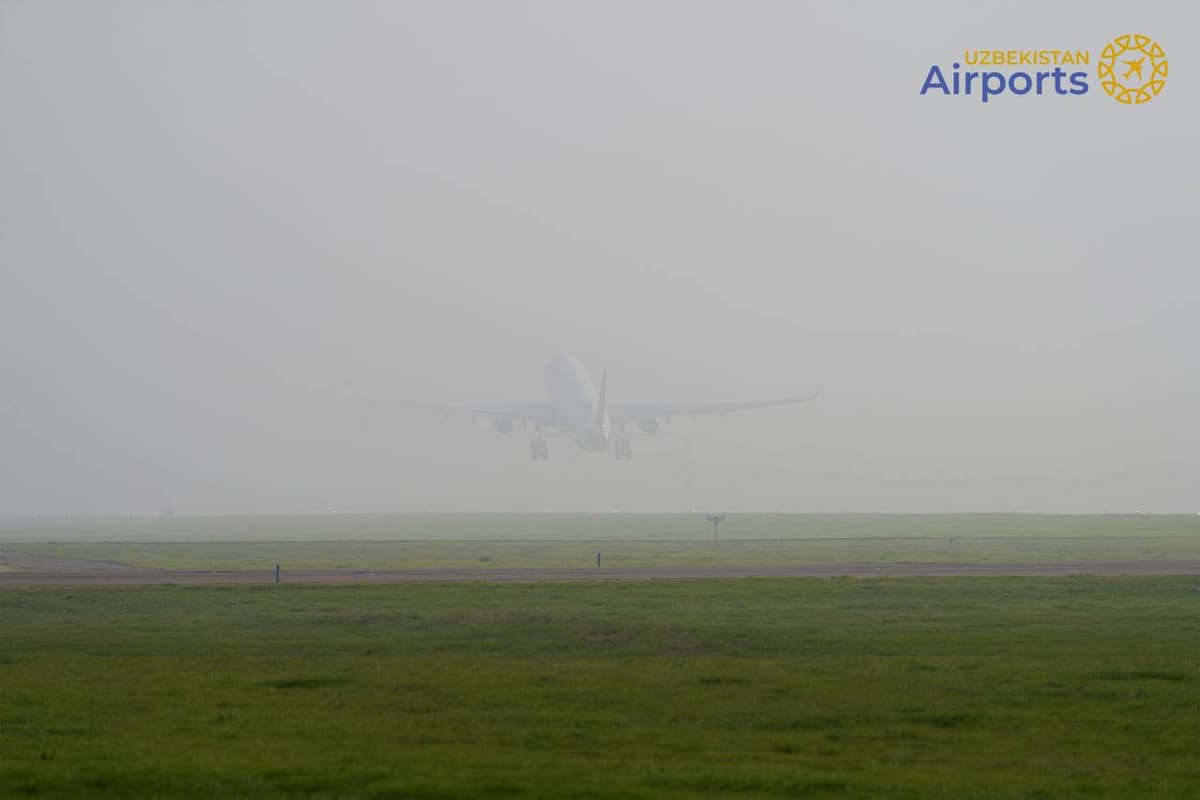 Quyuq tuman Toshkent aeroporti faoliyatini cheklab qo‘ydi