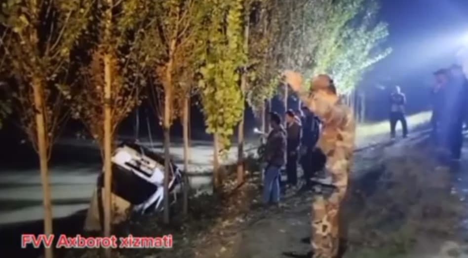 В Фергане потерявший управление Damas упал в канал