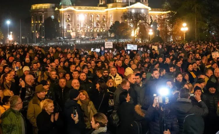 Belgradda saylovlardagi soxtalashtirishga qarshi namoyish o‘tkazildi