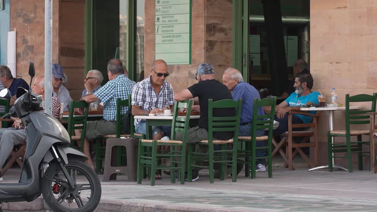 Ishchi kuchi kamaydi: Gretsiya demografik falokatga yuz tutmoqda