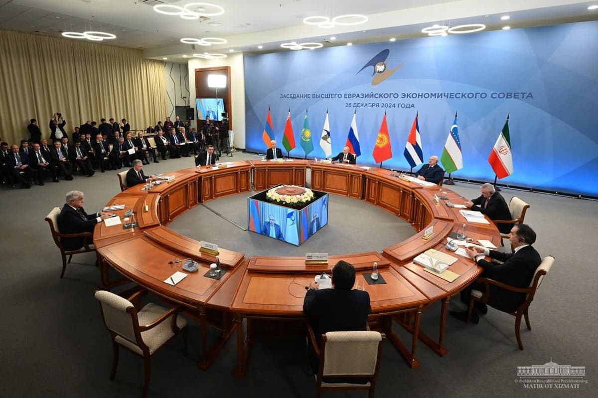 Mirziyoyev: YeOII davlatlari fuqarolariga ichki hujjatlari bilan O‘zbekistonga kirish imkonini berishga tayyormiz