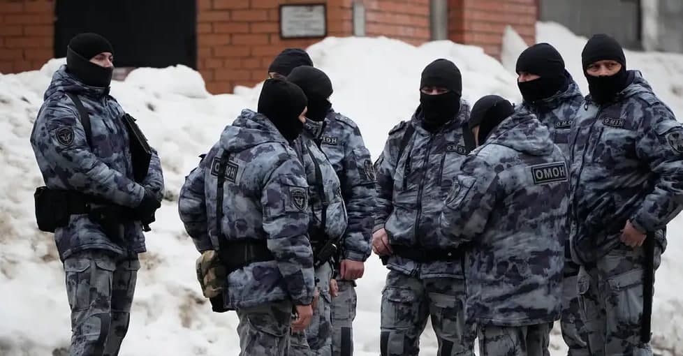 Murmansk viloyatida gubernatorga pichoq bilan hujum qilindi