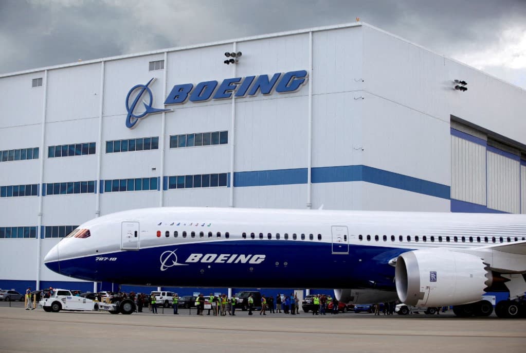 Boeing 787 Dreamliner’larni ishlab chiqarishni oshirishga 1 mlrd dollar sarmoya kiritadi