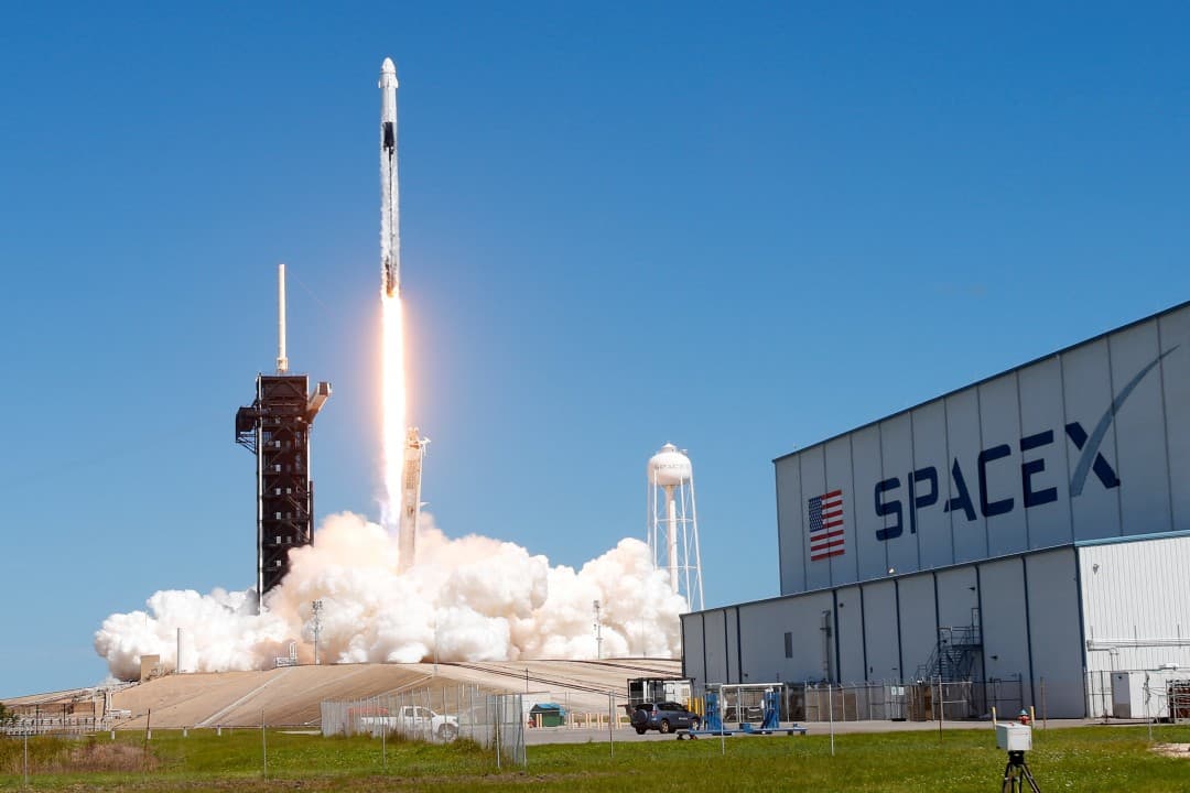 SpaceX to assist Uzbekistan in developing national space program