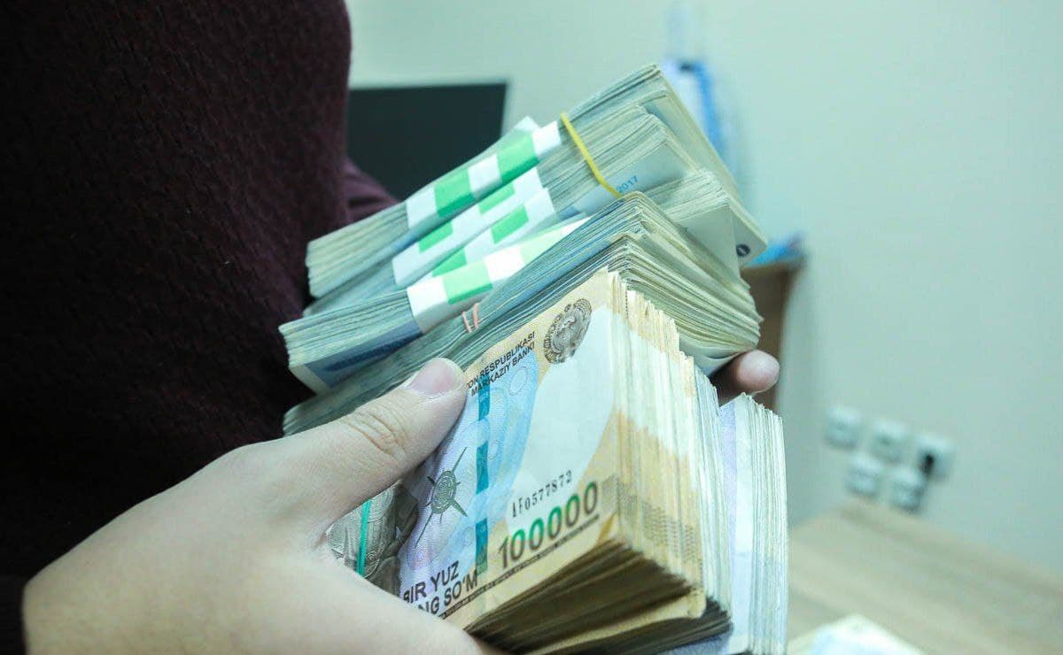 Bank employee steals 1.5 billion soums in Namangan