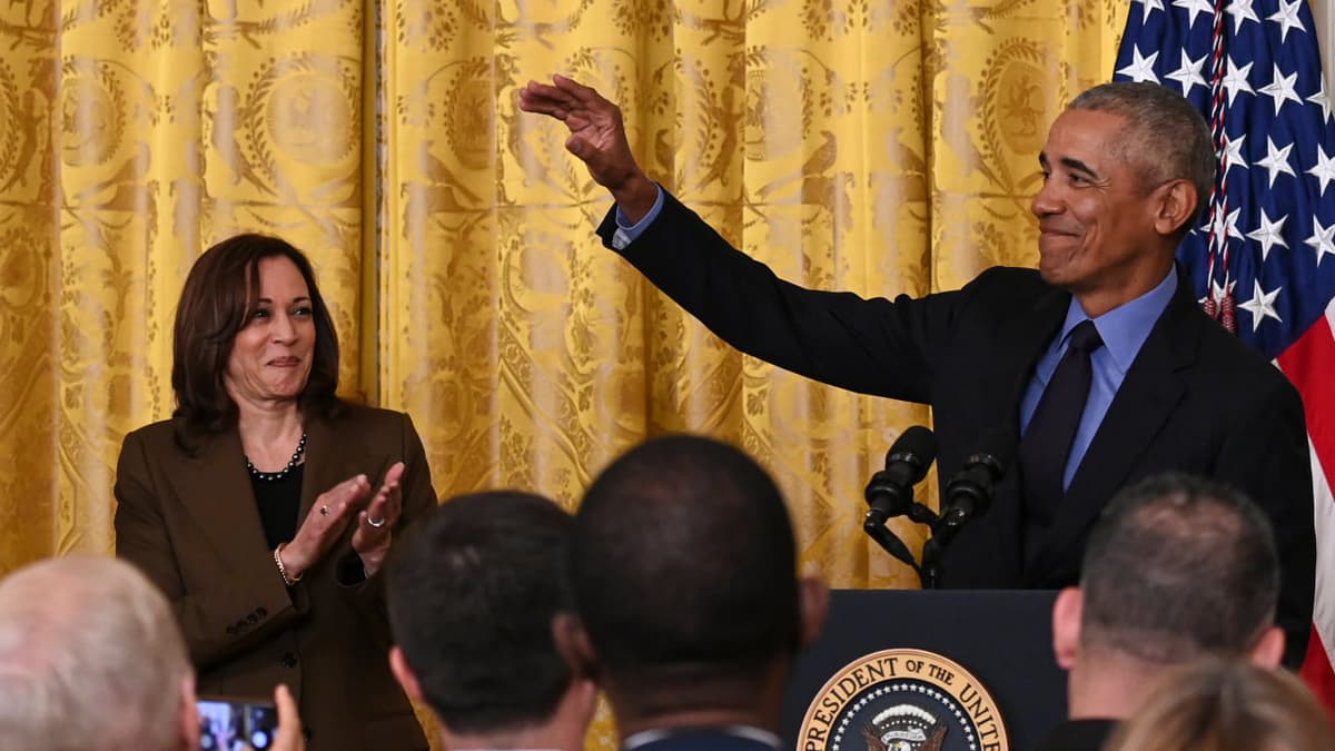 Barak Obama saylovda Kamala Harrisni qo‘llashini ma’lum qildi