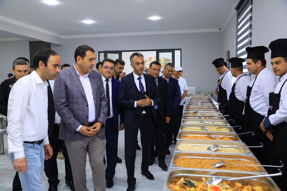 Quvasoy hokimi bilan bog‘liq mojaro kelib chiqqan keytering loyihasida muassis o‘zgardi