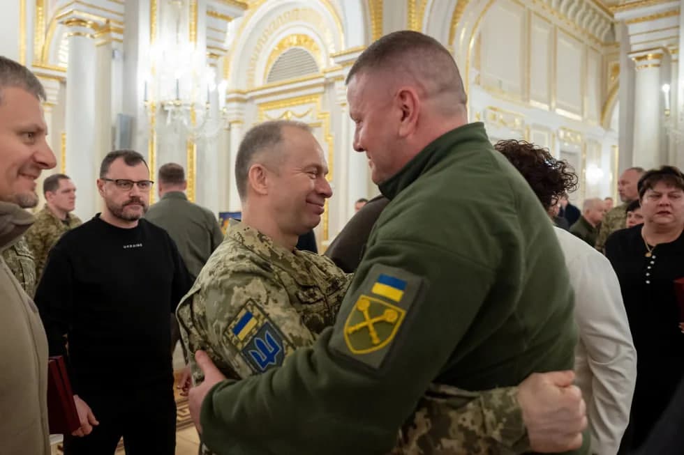 «Omma suyuklisi» o‘rniga «qassob»: Ukrainada bosh qo‘mondon nega almashtirildi va oqibatlar qanday bo‘ladi?